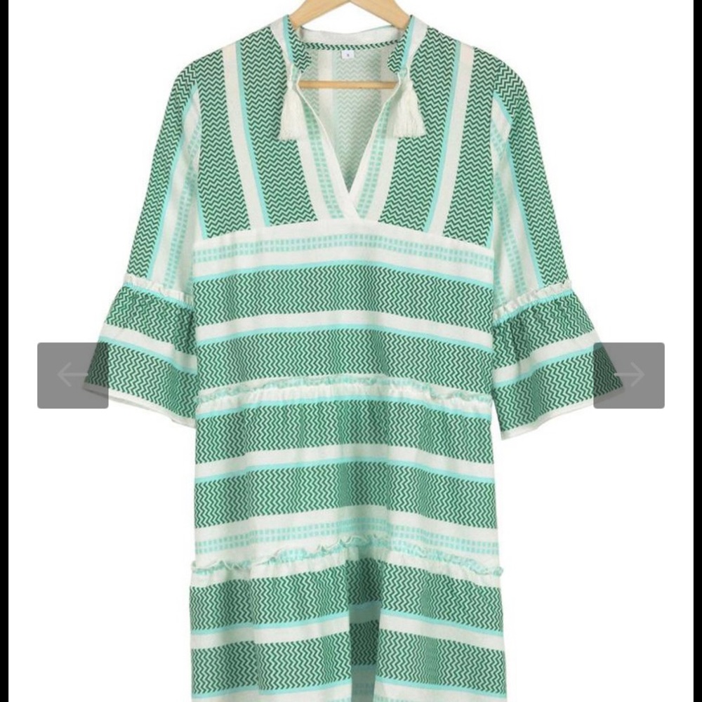 Chic Color Block Print Bell Cuff Sleeve Mini Dress - Picture 5 of 11